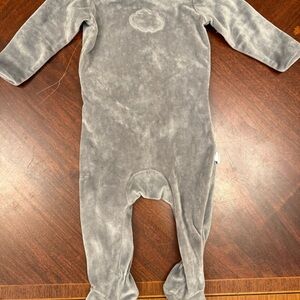 Pout Soft Gray Plush Footed One-Piece with Cloud Detail